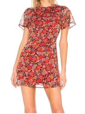X REVOLVE Lotte Dress in
Red Mixed Floral
HOUSE OF HARLOW 1960